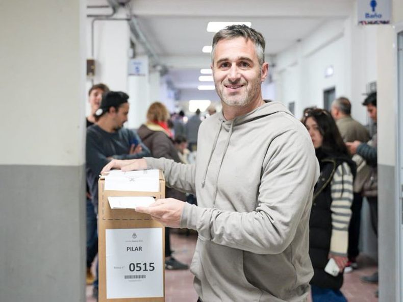 MESA 0515. Federico Achával votó en Los Cachorros.&nbsp;