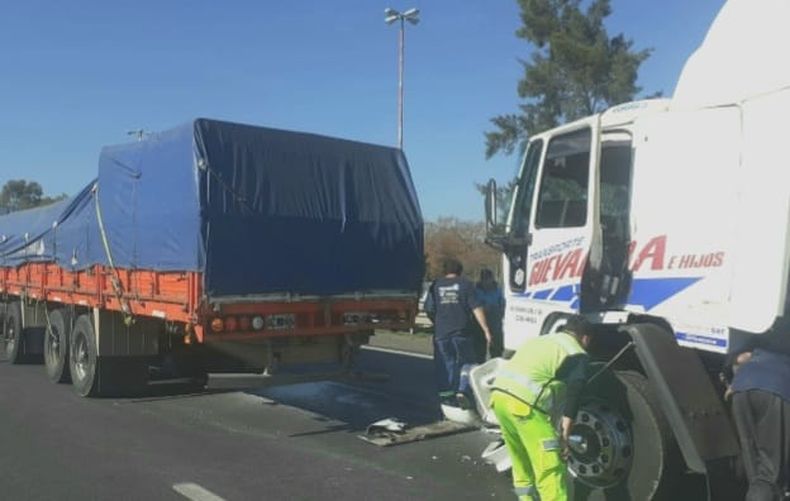 El choque de camiones ocurrió en el Kilómetro 39 de la Panamericana.&nbsp;