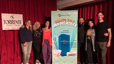 El elenco de la Comedia, listo para el estreno.