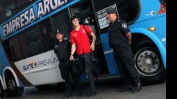 Como un futbolista. Matías Rossi podría dar la vuelta olímpica en el Estadio Único de La Plata..