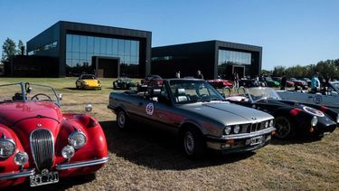 El sábado 5 de noviembre se realizó en Pilará Cars la largada de la Pre 1000 millas sports. Foto: Motor1.com.