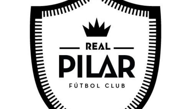 El escudo de Real Pilar, club que representará a Pilar en AFA..