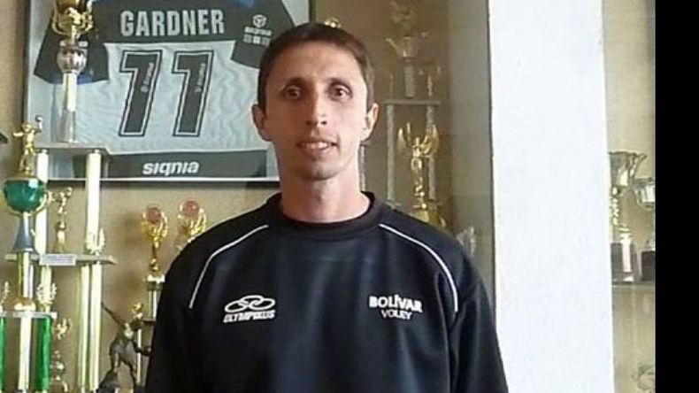 Enrique Laneri. Puesto: Punta. Altura: 1,92 metros. Clubes: Bolívar y PSM..