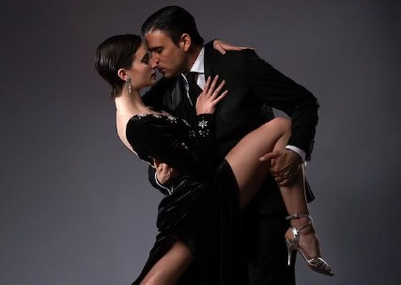 Añes Arredondo y Matteo Antonietti son la pareja #20 del Mundial de Tango 2025 y la están rompiendo.