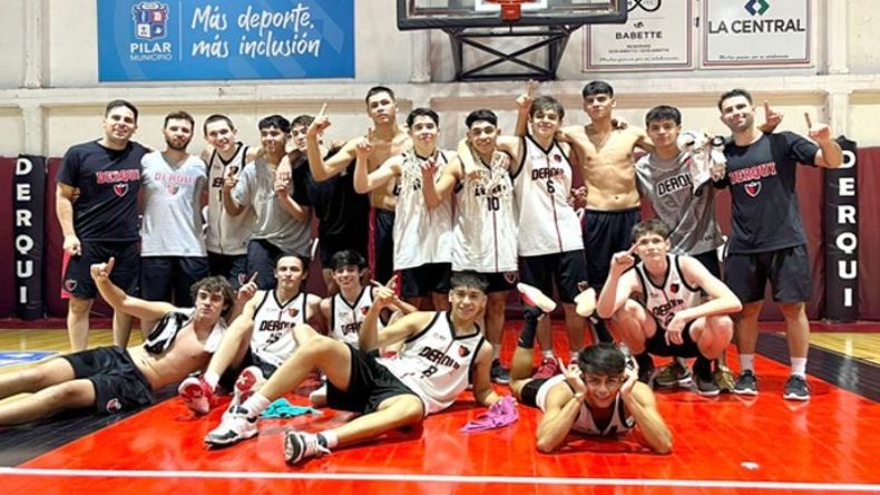 CAMPEONA. La Sub 17 de Derqui se llevó el título en el Nivel 1 de la División Oeste..