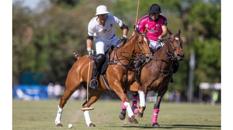 AL ATAQUE. Facundo Pieres fue uno de los goleadores del partido, con 5 tantos..