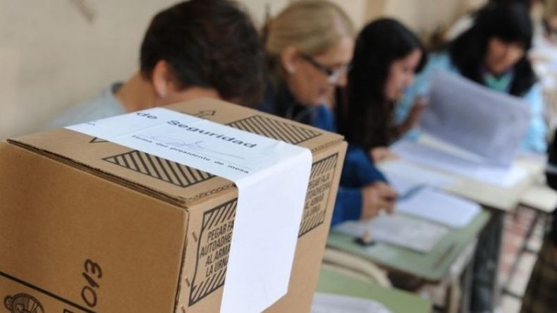 Las autoridades de mesa cobrarán $3.500 pesos por trabajar en las elecciones. .