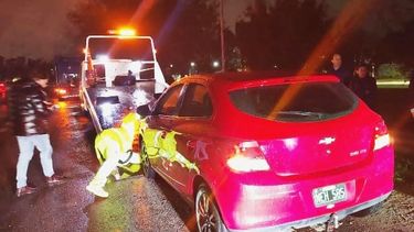 El conductor chocó contra un neumático que se encontraba tirado en la autopista.&nbsp;