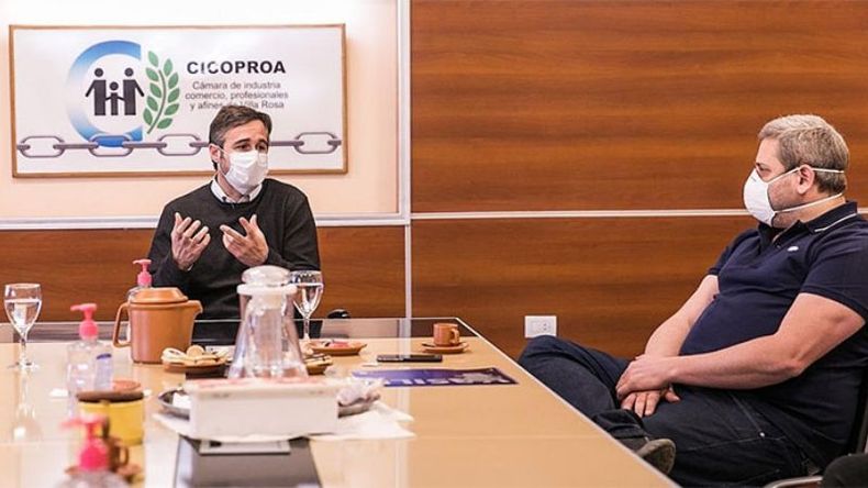 CON INDUSTRIALES. Obras y producción, los temas que abordó Achával con Cicoproa..