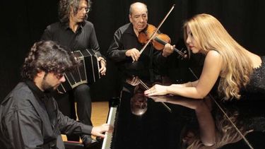“Me va mejor afuera que en mi país”