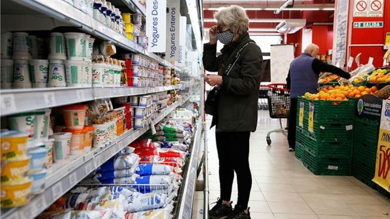 SANCIONES. El gobierno encontró incumplimientos en las góndolas..