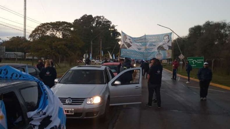 La protesta se extendió hasta pasadas las 9 de la mañana. .