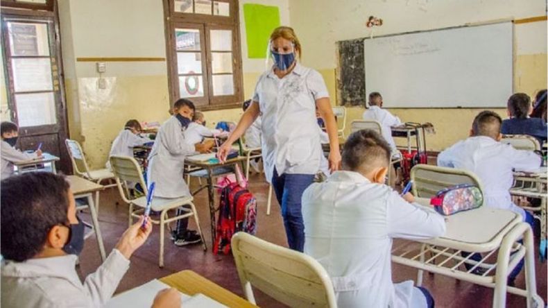 CLASES. El operativo apunta a garantizar la presencialidad sin contagios..