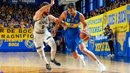 Patricio Tabarez en acción defensiva ante Vega en La Bombonerita.