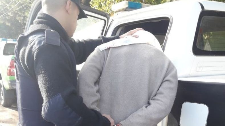 Uno de los tres detenidos..