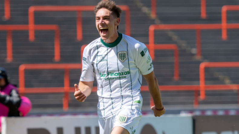 EMOCIÓN. Tanco grita su gol en Mar del Plata para la victoria del Taladro..