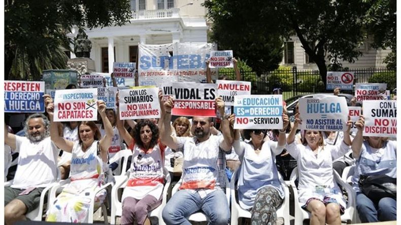 PELEA. “La lucha no se toma vacaciones”, fue la consigna de ayer..