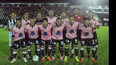 Fénix terminó la primera ronda de la Primera B Metropolitana en el 3º lugar de la tabla con 31 puntos..