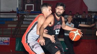 CLAVE. Como en Pilar, Medina fue decisivo en Escobar para ganar el juego..