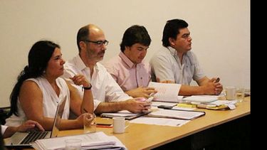 TRATAMIENTO. La semana pasada, los ediles se reunieron con funcionarios..