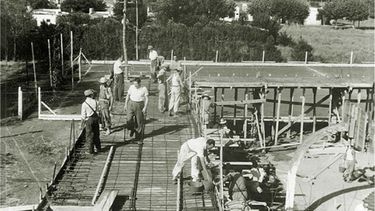 OBRA. El inicio de la construcción del gimnasio de básquet del Club Sportivo..