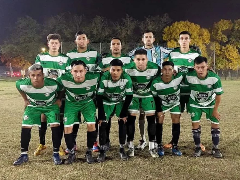 PUNTERO. Abrojal goleó en Maschwitz y sueña con ganar el grupo.