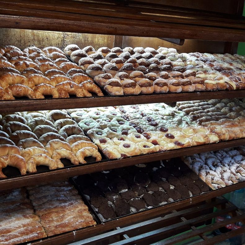 ¿EN PELIGRO DE EXTINCIÓN? Las facturas, una pasión argentina.