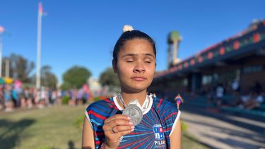 Antonella Ayala, medalla de plata en 100 metros.