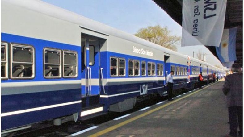 BAJA. El año pasado el ferrocarril San Martín tuvo 70.000 pasajeros menos que en 2017..