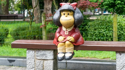España celebra a Quino: Madrid ya cuenta con una escultura de Mafalda