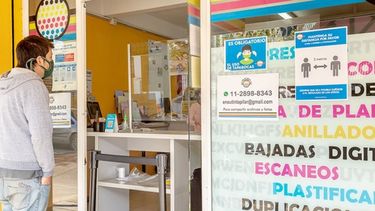 pilar retrocede a fase 3 y se limita el horario comercial