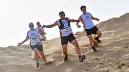 AVENTURA. Los runnings afrontarán la prueba por las dunas de Pinamar.
