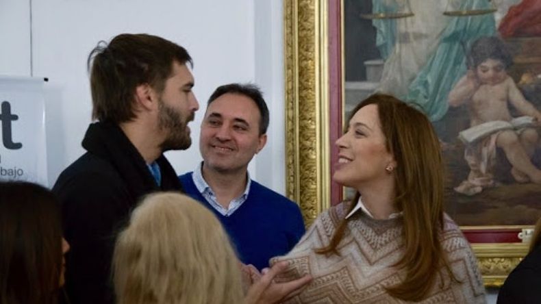Pablo Donoso, ex presidente del Consejo Escolar junto a María Eugenia Vidal. En sus gestiones se generó la deuda. .