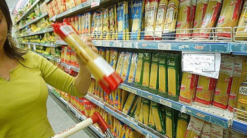 INFLACIÓN. Buscan que los aumentos lleguen atenuados a las góndolas..