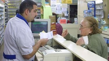 La farmacias suspendieron la atención de PAMI
