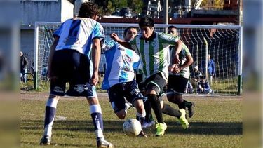 FIRMA NICO. “Son mis últimos años como jugador y quiero pasarla bien.”.