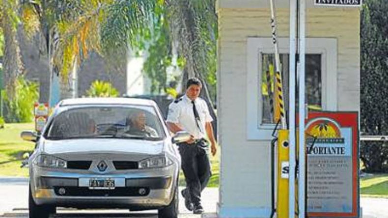 BOCA RATÓN. El country de Ruta 25, blanco de los ladrones..