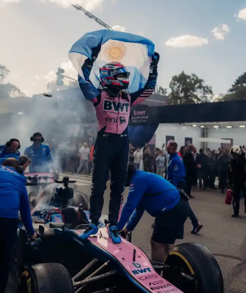 Franco Colapinto reuni a 600000 mil personas en Palermo 