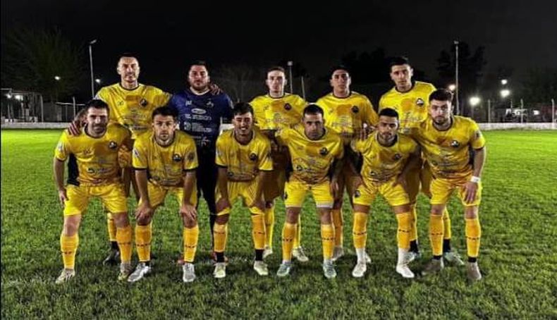 EQUIPO. La Fraternidad aprovechó su momento para quedarse con la victoria.