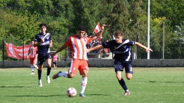 DEBUT EN CASA. Atlético viene de igualar 0-0 ante Provincial de Lobos, en la Ciudad Deportiva.