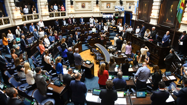 la provincia aprobo la ley impositiva y el pedido de endeudamiento
