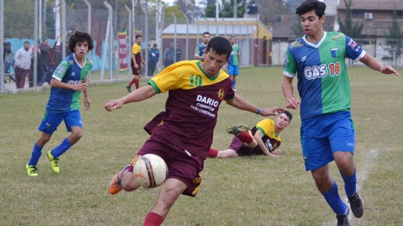 Monte recibe a Derqui..