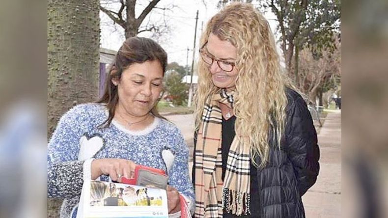 EN LOS BARRIOS. Leguizamón apuesta al trabajo territorial mientras espera definiciones. .