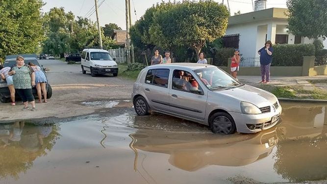 PROTESTA. Los vecinos preparan un nuevo reclamo por las calles y el colectivo..