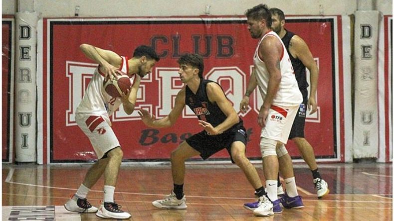 Sportivo-Derqui juegan por primera vez en la Avenida. .