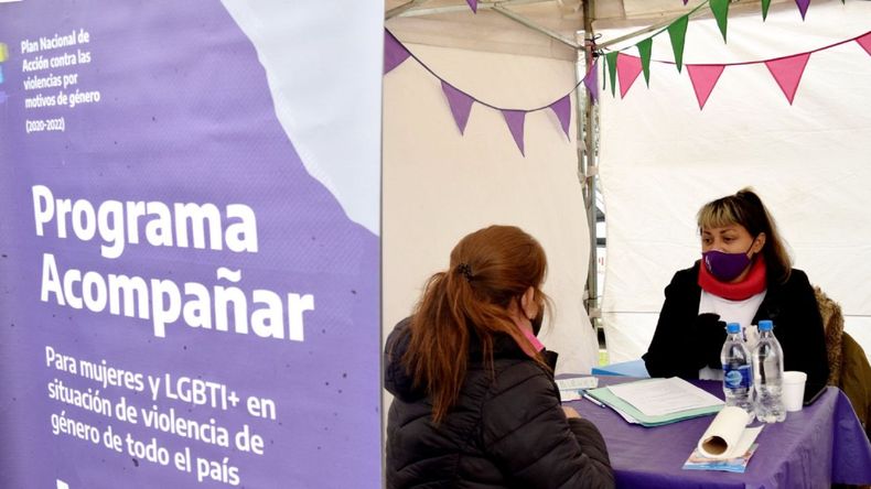 El programa para mujeres se acreditará en enero 2024. Tras el cierre del Ministerio de la Mujer, la asistencia estará a cargo del Ministerio de Capital Humano.