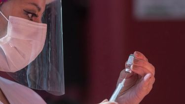 SINOPHARM. El Gobierno aclaró que su efectividad es del 80%. .