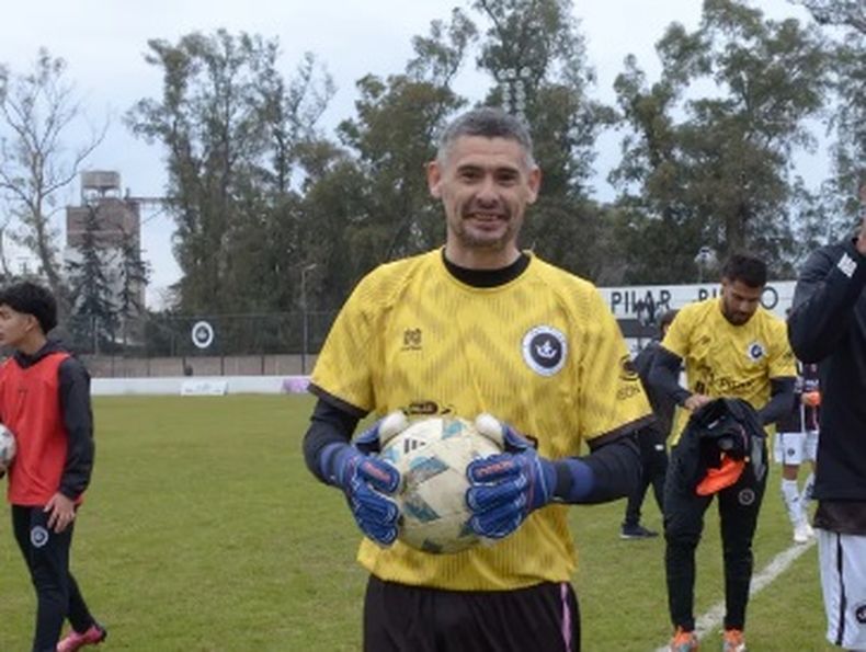 “Gracias, Mati, por defender estos colores con compromiso y profesionalismo”, publicó Real Pilar en sus redes sociales.