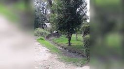 La presente es una nota de agradecimiento por haber publicado en su diario las falencias que ocurrían en mi calle, Los Quebrachos, del barrio La Esmeralda. Gracias a esa nota se solucionó el problema. Desde ya, muy agradecido. Juan Reinaldo Munitz..