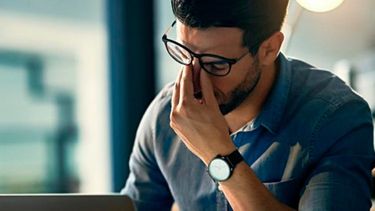 el desgaste laboral supera a la infidelidad como causa de separacion